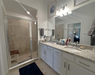 14050 Heritage Landing Boulevard - Photo Thumbnail 15