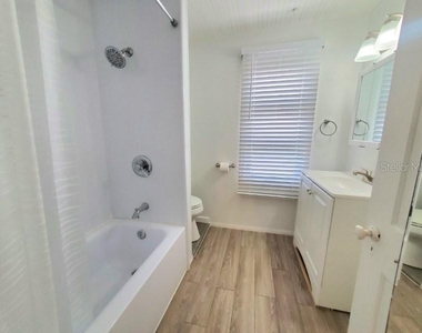 457 W Marion Avenue - Photo Thumbnail 9