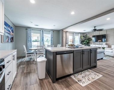 3118 Bayberry Avenue - Photo Thumbnail 19