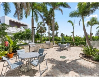 1111 N Gulfstream Avenue - Photo Thumbnail 36