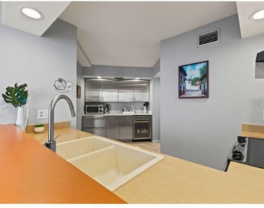 1111 N Gulfstream Avenue - Photo Thumbnail 20