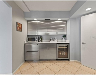 1111 N Gulfstream Avenue - Photo Thumbnail 18