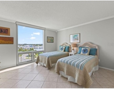 1111 N Gulfstream Avenue - Photo Thumbnail 26