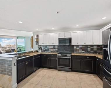 1771 Ringling Boulevard - Photo Thumbnail 24