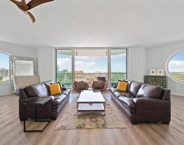 1771 Ringling Boulevard - Photo Thumbnail 32
