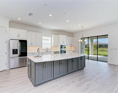 16403 Umbria Place - Photo Thumbnail 14