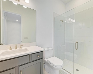 16403 Umbria Place - Photo Thumbnail 38