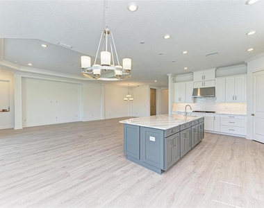 16403 Umbria Place - Photo Thumbnail 18