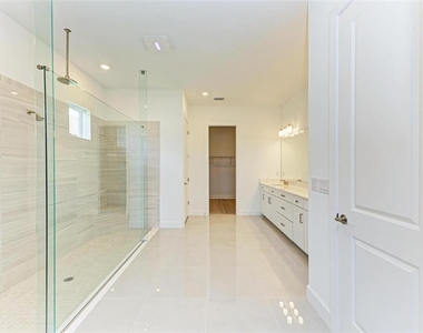 16403 Umbria Place - Photo Thumbnail 24