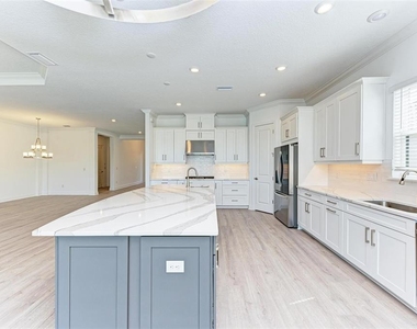 16403 Umbria Place - Photo Thumbnail 17
