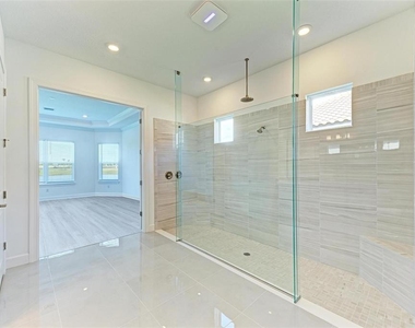 16403 Umbria Place - Photo Thumbnail 27