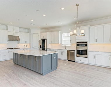 16403 Umbria Place - Photo Thumbnail 16