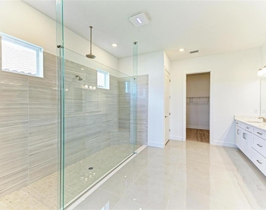 16403 Umbria Place - Photo Thumbnail 25