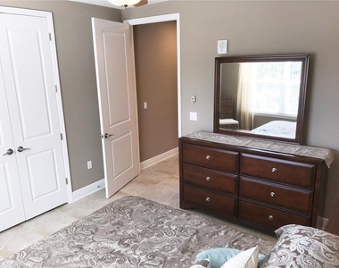 7730 34th Avenue W - Photo Thumbnail 10
