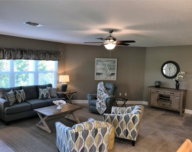 7730 34th Avenue W - Photo Thumbnail 3