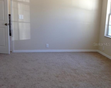 2304 Kingston Street S - Photo Thumbnail 17