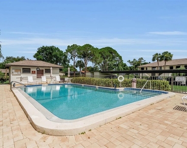 4644 Longwater - Photo Thumbnail 38