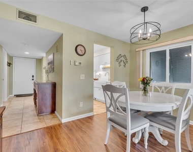 4644 Longwater - Photo Thumbnail 15