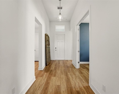 7857 Redonda Loop - Photo Thumbnail 2