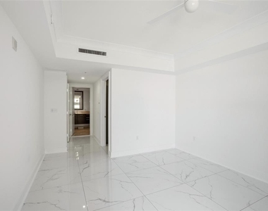 1350 Main Street - Photo Thumbnail 18