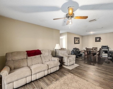 4045 Crockers Lake Boulevard - Photo Thumbnail 4