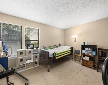 4045 Crockers Lake Boulevard - Photo Thumbnail 13