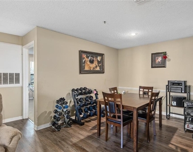 4045 Crockers Lake Boulevard - Photo Thumbnail 6