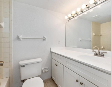 2232 Bahia Vista Street - Photo Thumbnail 14