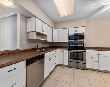 2232 Bahia Vista Street - Photo Thumbnail 4