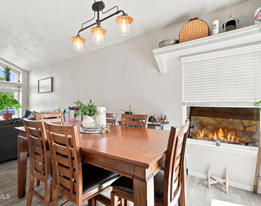 2437 Fletcher Place - Photo Thumbnail 15