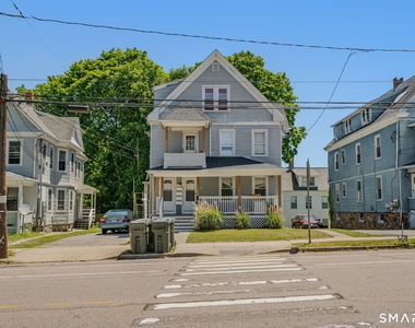 144-146 Montauk Avenue - Photo Thumbnail 1