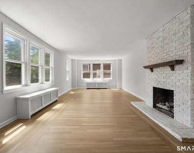 1070 Whitney Avenue - Photo Thumbnail 5