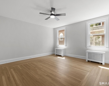 1070 Whitney Avenue - Photo Thumbnail 10