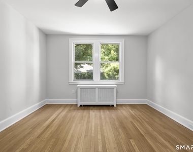 1070 Whitney Avenue - Photo Thumbnail 12