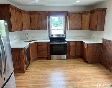 336 Park Street - Photo Thumbnail 16
