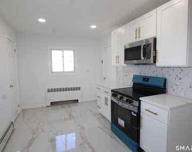 52 Glen Haven Road - Photo Thumbnail 15