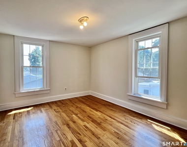 1596 Main Street - Photo Thumbnail 10