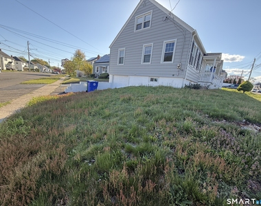 11 Colony Street - Photo Thumbnail 5