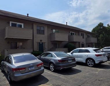 1300 Capitol Avenue - Photo Thumbnail 3