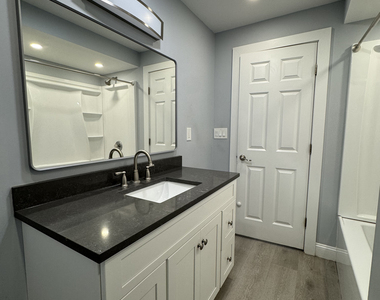 40 Clarks Hill Avenue - Photo Thumbnail 16