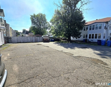 233 White Street - Photo Thumbnail 12