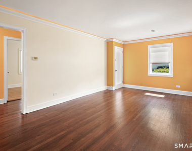 106 Henry Street - Photo Thumbnail 10