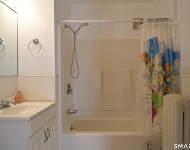 214 Quaker Lane - Photo Thumbnail 11