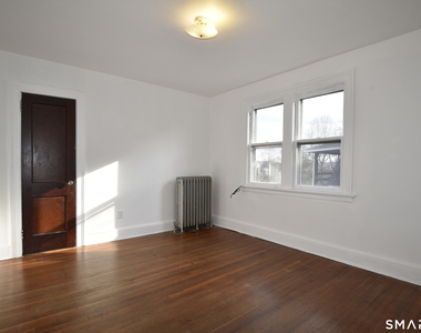 214 Quaker Lane - Photo Thumbnail 15