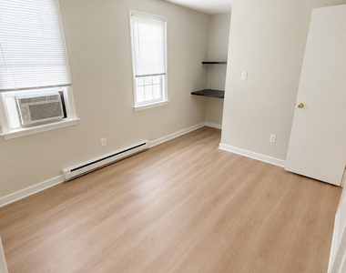 239 Old Farms Road - Photo Thumbnail 11