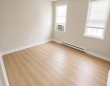 239 Old Farms Road - Photo Thumbnail 8