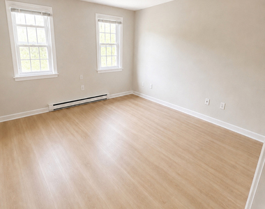239 Old Farms Road - Photo Thumbnail 7