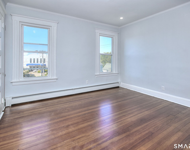 2029 Kings Highway - Photo Thumbnail 15
