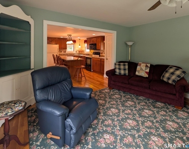10 Shore Road - Photo Thumbnail 8