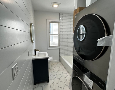 82 Howard Avenue - Photo Thumbnail 10